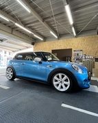 今日から10月、MINIクーパーSが入庫です。